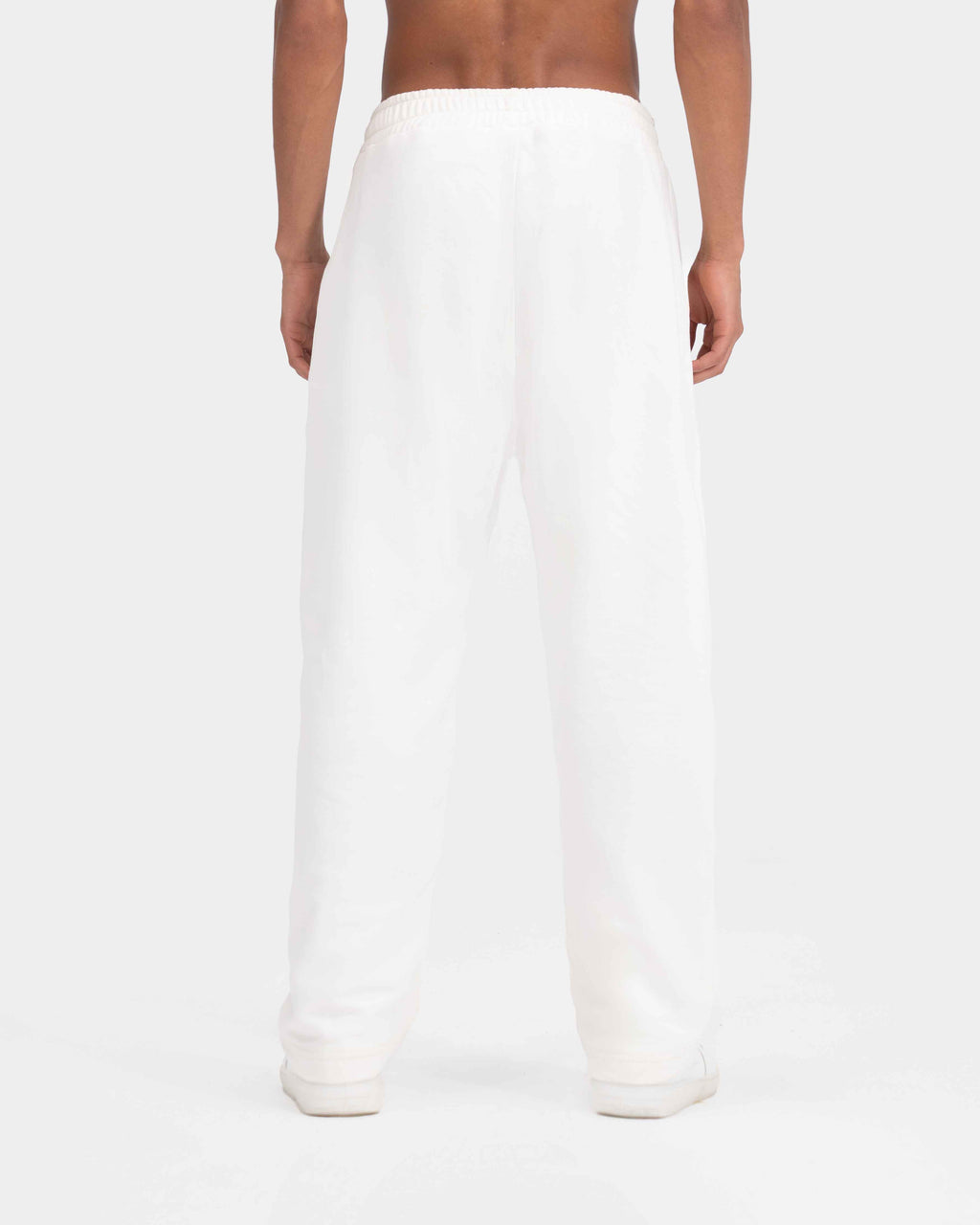SWEAT PANTS